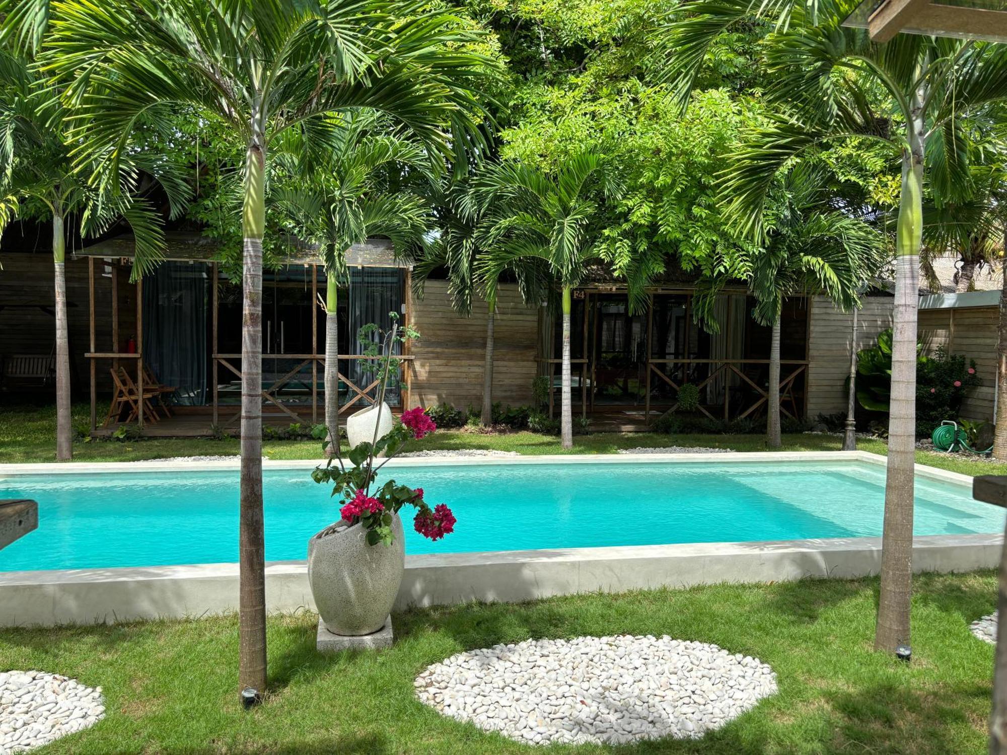 Bali Cozy Bungalows, Nusa Dua Benoa Exteriör bild